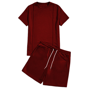 Ensemble de survêtement pour hommes Street Wear avec logo personnalisé, t-shirt 100% coton polyester et short assorti, 2 pièces - Product Image 4