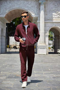 Ensemble de survêtement personnalisé pour homme 2026 – Coton et polyester 320 GSM – Tissu doux – Tenue de sport et d'entraînement deux pièces – Jogger et sweat à capuche 2026 - Product Image 5