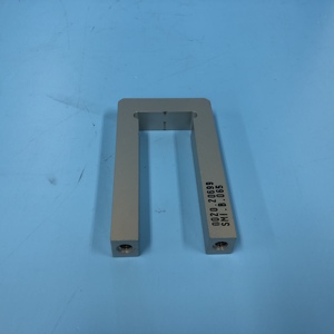 Válvula de Compuerta AMAT 0020-20699 CLAMP AR FLEX 8 - Equipos y Piezas de Semiconductores de Confianza de Marca Global - Product Image 1