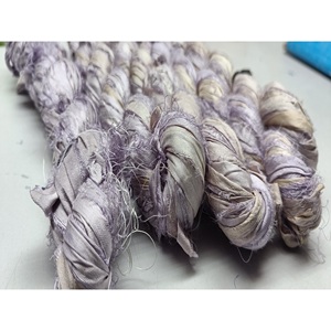 Ruban en soie de sari recyclé, tissage artisanal Wisteria, bande de fil - Product Image 2