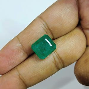 มรกตสีเขียวทรงแปดเหลี่ยม 10.05 กะรัต จากแซมเบีย พลอยหลวม รัตติชาร์ต 11.25 - Product Image 1