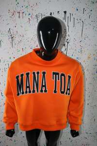 เสื้อสเวตเชิ้ตคอเต่าสีส้ม MANA TOA ปักลายสีดำ 100% ด้วยด้ายคุณภาพสูง - Product Image 6
