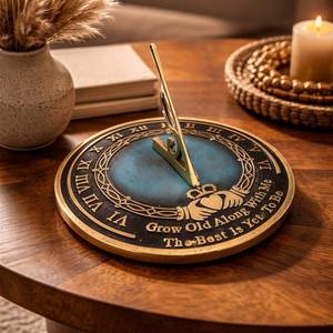 Reloj de Sol de Metal Moderno Grabado y Pulido para Jardín, Reloj de Exterior, Regalo Romántico para Parejas en Bodas o Aniversarios - Product Image 4