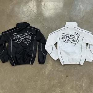 Survêtement Athlétique Hiver Décontracté Épais Délavé à l'Acide Uni Écologique Réversible Personnalisable avec Logo Marque Privée Haute Qualité - Product Image 4