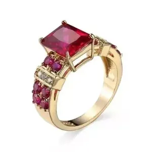 Anillo de Compromiso y Boda de Lujo con Moissanita Roja, Chapado en Oro sobre Plata de Ley, Engaste de Bisel, Corte Brillante, Moissanita Creada en Laboratorio - Product Image 1