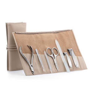 Étui à roulettes en cuir haut de gamme en promotion |   Organisateur d'outils en cuir de vache véritable |   Porte-accessoires de toilettage compact 24 x 17 cm - Product Image 5