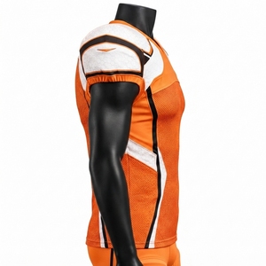 Maillot de football américain haut de gamme, vêtements d'équipe entièrement sublimés, chemise athlétique anti-humidité pour clubs professionnels et écoles - Product Image 6