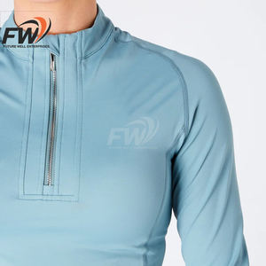 Chemise de base pour l'équitation pour femmes, OEM, haute qualité, respirante, séchage rapide, couleur unie, logo personnalisé avec impression, sur mesure. - Product Image 2