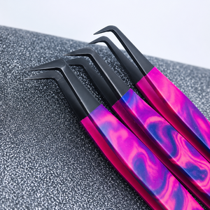 Pince à épiler personnalisée en acier inoxydable à pointe inclinée, durable, écologique, moderne, outil d'application pour cils volumineux - Product Image 4