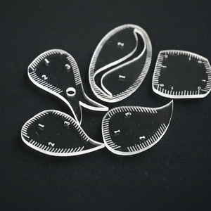 Plantillas Transparentes Profesionales para Mapeo de Cejas, Reglas Acrílicas para Dar Forma a las Cejas con Marcas de Medición, Herramienta de Belleza - Product Image 1