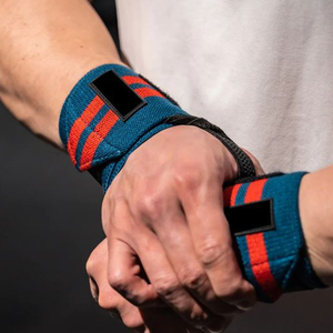 ที่รัดข้อมือนีโอพรีน-ปรับความยืดหยุ่นได้ กันลื่น ระบายอากาศได้ดี ทนทาน ป้องกันได้รอบด้าน ปิดแบบม้วน สำหรับการฝึกซ้อม - Product Image 3