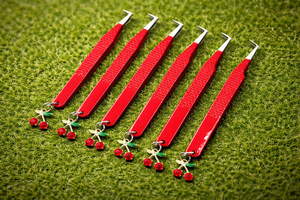 Pinzas Profesionales para Pestañas con Agarre de Diamante Rojo Antimagnéticas de Precisión, Logotipo Personalizado, Acero Inoxidable Sostenible, 10 mm - Product Image 3