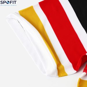 Uniforme de Fútbol OEM de Alta Calidad, Ropa Deportiva Transpirable de Secado Rápido con Ajuste Ajustable, Precio al por Mayor para Equipos - Product Image 4