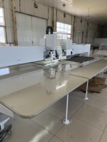 Nouvelle machine à coudre et à broder informatisée contrôlée par PLC certifiée CE avec fonction de perforation
