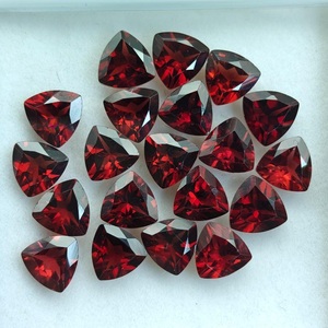 Pierre précieuse grenat de haute qualité, taille triligne, facettée, couleur brillante, grenat du Mozambique pour la fabrication de bijoux, vente en gros - Product Image 5