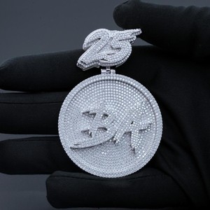 จี้เพชรโมอิสซาไนต์ทรงกลมแบบหรูหรา ประดับเพชร VVS รูปทรงดิสก์ หมายเลข 25 พร้อมสร้อยคอเงินแท้ 925 สไตล์ฮิปฮอปแบบคิวบัน - Product Image 5