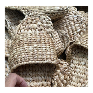 Premium Eco Friendly Water Hyacinth <b>Slippers</b> Handmade Woven House Sandals For Hotels Resorts And Gift Collections - Product Image 4