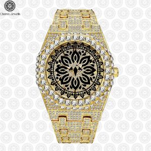 Reloj Mecánico de Lujo Charm Jewells para Hombre, en Acero Inoxidable Dorado, Caja Cuadrada de 40mm, Cierre Oculto con Botón, Luminoso y Moderno - Product Image 3
