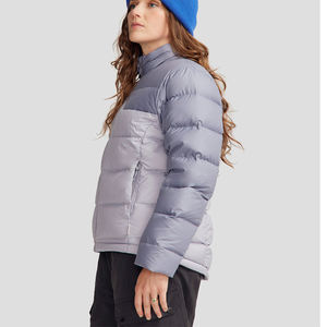 Vestes personnalisées pour femmes avec logo, doudounes matelassées vierges, manteaux gonflés, vestes personnalisables, vestes matelassées isolées, vestes streetwear - Product Image 4