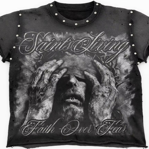 เสื้อยืดโอเวอร์ไซส์ผ้าฝ้ายพิมพ์ลายสไตล์วินเทจสตรีทแวร์ ตกแต่งด้วยคริสตัลและลายขาดแบบแอซิดวอช น้ำหนัก 250 กรัม ผลิตในอเมริกา - Product Image 3