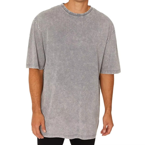 เสื้อยืดแขนสั้นสีเทาฟอกทรงโอเวอร์ไซส์สำหรับผู้ชาย สีพื้น คอโอ ผ้าเจอร์ซีย์คอตตอน สไตล์ลำลอง - Product Image 4