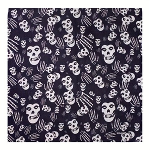 Bandana en Soie Douce Personnalisable avec Logo, Motif Gothique Rose et Toile d'Araignée, Idéal pour Halloween, Fêtes et Costumes - Product Image 2