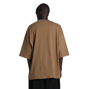 T-shirt en coton épais coupe boxy, personnalisable avec logo, épaules tombantes, couleur kaki, style streetwear, vente en gros - Product Image 3