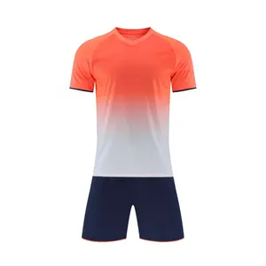 Vente en gros de nouveaux vêtements de sport, maillots de football, vêtements d'entraînement, uniformes pour hommes, 100% polyester, protection UV, coupe athlétique - Product Image 1