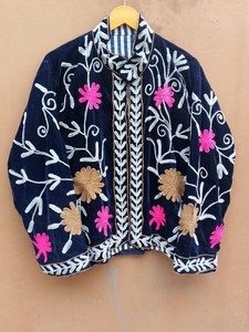 Veste Suzani en velours bleu marine faite à la main, style quotidien, broderie florale, manteau bohème, élégance et confort intemporels, blazer - Product Image 2
