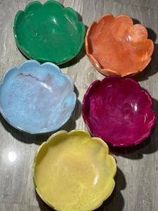 Juego de tazones para ensalada de resina hechos a mano, de alta calidad, altamente pulidos y personalizados, para el hogar, hoteles y restaurantes, procedentes de la India. - Product Image 3