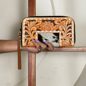 Wholesale Factory Price Tooled Floral Leather Women Clutches High Quality Cowhide Leather <b>Card</b> <b>Holder</b> Long Wallet Travel Purse - Product Image 2