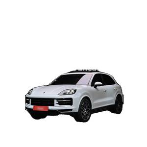 2024 para Cayenne 3.0, Caja de Cambios Automática, Volante a la Izquierda, Asientos de Cuero, Cámara Trasera, Techo Panorámico, Faros LED 1-25000 - Product Image 1