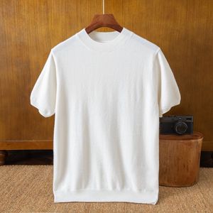 Camiseta Formal de Manga Corta con Cuello Redondo para Hombre BlanqWear, Corte Holgado, 100% Algodón Premium de 200g, Antibacteriana, de Secado Rápido y Ecológica - Product Image 1
