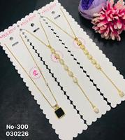 Breloque tendance en alliage plaqué or et acier inoxydable, sertie de perles d'imitation géométriques et de diamants américains, pour enfants et femmes