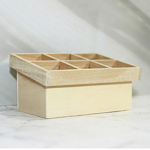 Mini estantería de madera con seis compartimentos, vitrina, organizador de frutas y verduras para casa de muñecas, bandeja para coleccionables de arte, para mayores de 14 años - Product Image 3
