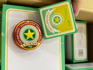 Bálsamo Premium Golden Star, Bálsamo Herbal Vietnamita Cao Sao Vang para el Alivio del Dolor, Suministro a Granel de Fábrica para Exportación - Product Image 3