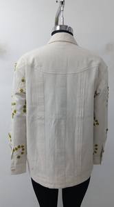 Chemise élégante pour femme avec un design stylé et une coupe confortable pour le bureau, les occasions décontractées, les fêtes et la tenue quotidienne tendance. - Product Image 2