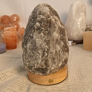 Lampe en sel gris de l'Himalaya de qualité supérieure OEM, 100% naturelle, fabriquée à la main, avec base en bois, lampe en sel gris - Product Image 2