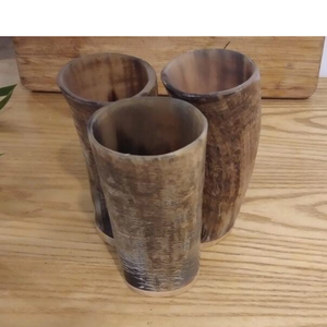 Verre à boire en corne de buffle naturelle Viking, artisanal, écologique, durable, sans danger pour les aliments, mythologie nordique, tasse à bière médiévale - Product Image 2