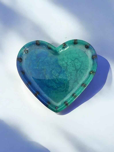 Stylish Handmade Resin Serving <b>Plate</b> Swirl Pattern Irregular Shape Modern Luxury Design Perfect for Party Decor Gifting Adding - Product Image 4