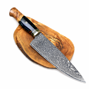 NEW FRIEND INDUSTRIES Couteau de chef industriel artisanal personnalisé en acier Damas, manche en résine et bois, ambidextre, étui en cuir, 8-9,9 pouces - Product Image 1