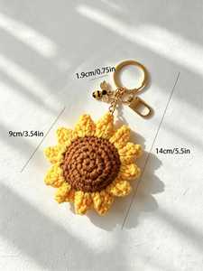 Porte-clés tournesol en coton doux fait main au crochet, breloque de sac unique, cadeau écologique pour elle - Product Image 1