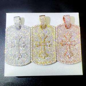 Collar Hip Hop con Colgante de Perro Personalizado Iced Out, con Moissanita VVS en Forma de Baguette, de Plata de Ley 925 Bañada en Oro - Product Image 1