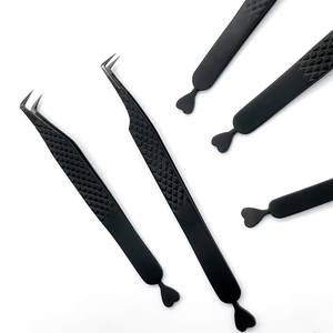 Juego de Pinzas para Pestañas de Acero Inoxidable de Precisión Morje Surgical MS-ET-0007, Puntas Suaves, 10 mm de Longitud, Agarre Perfecto, Empaque en Caja Rosa - Product Image 4