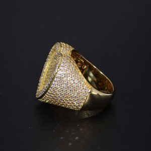 Anillo de cóctel para hombre de plata 925 con baño de rodio, forma de corazón, con pavé de moissanita, estilo hip-hop, para fiestas - Product Image 4