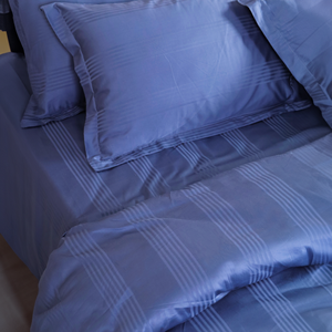 ผ้าปูที่นอนสีฟ้า Azure Blue หรูหรา นุ่มสบาย ระดับพรีเมียม - Product Image 4