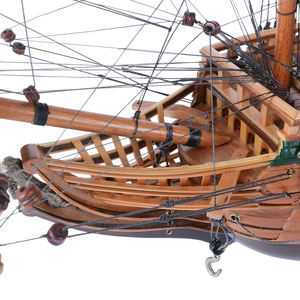 Maquette de bateau en bois artisanale vietnamienne Friesland, peinte, pour la décoration de la maison et du bureau, 63Lx20Wx53.5H cm - Product Image 5