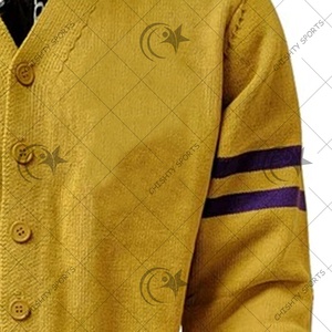 Cárdigan universitario bordado personalizado Chenille carta de punto Unisex suéter cárdigan - Product Image 3