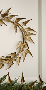 Guirlande murale moderne en fer doré en forme de feuille de fougère, art mural minimaliste en métal, guirlande botanique pour Noël et décoration intérieure nordique européenne - Product Image 5