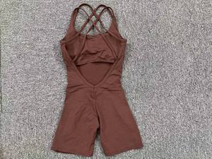 Combinaison de yoga sans dos à bretelles croisées taille haute, couleur unie, tenue d'entraînement une pièce - Product Image 6